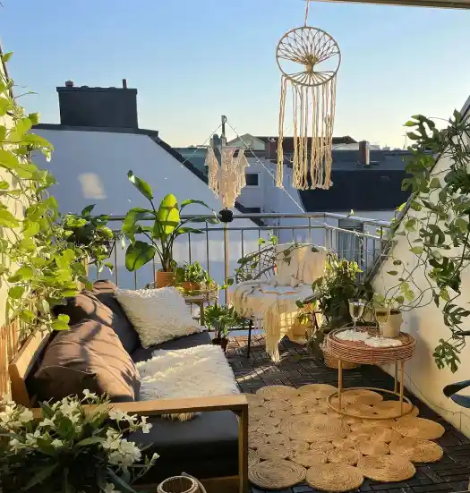 Balcony Embellishment