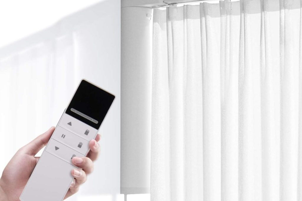Motorized curtains with integrated smart home system