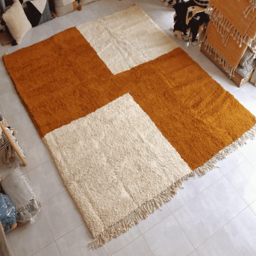 Abstract rug in warm, earthy shades